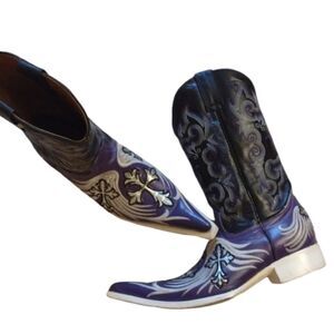 Aguila Real Botas Vaquera Boot leather Point toe western silver cross purple